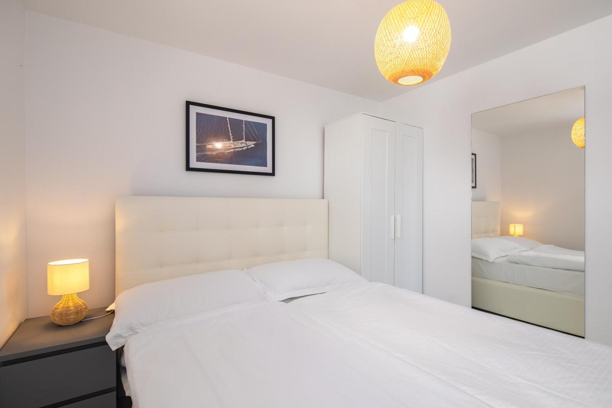 Apartments Soul Кърк Екстериор снимка